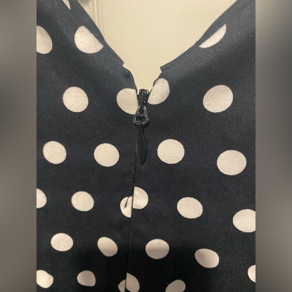 Retro Polka Dot V-neck dress (Size 22) - Picture 8 of 8